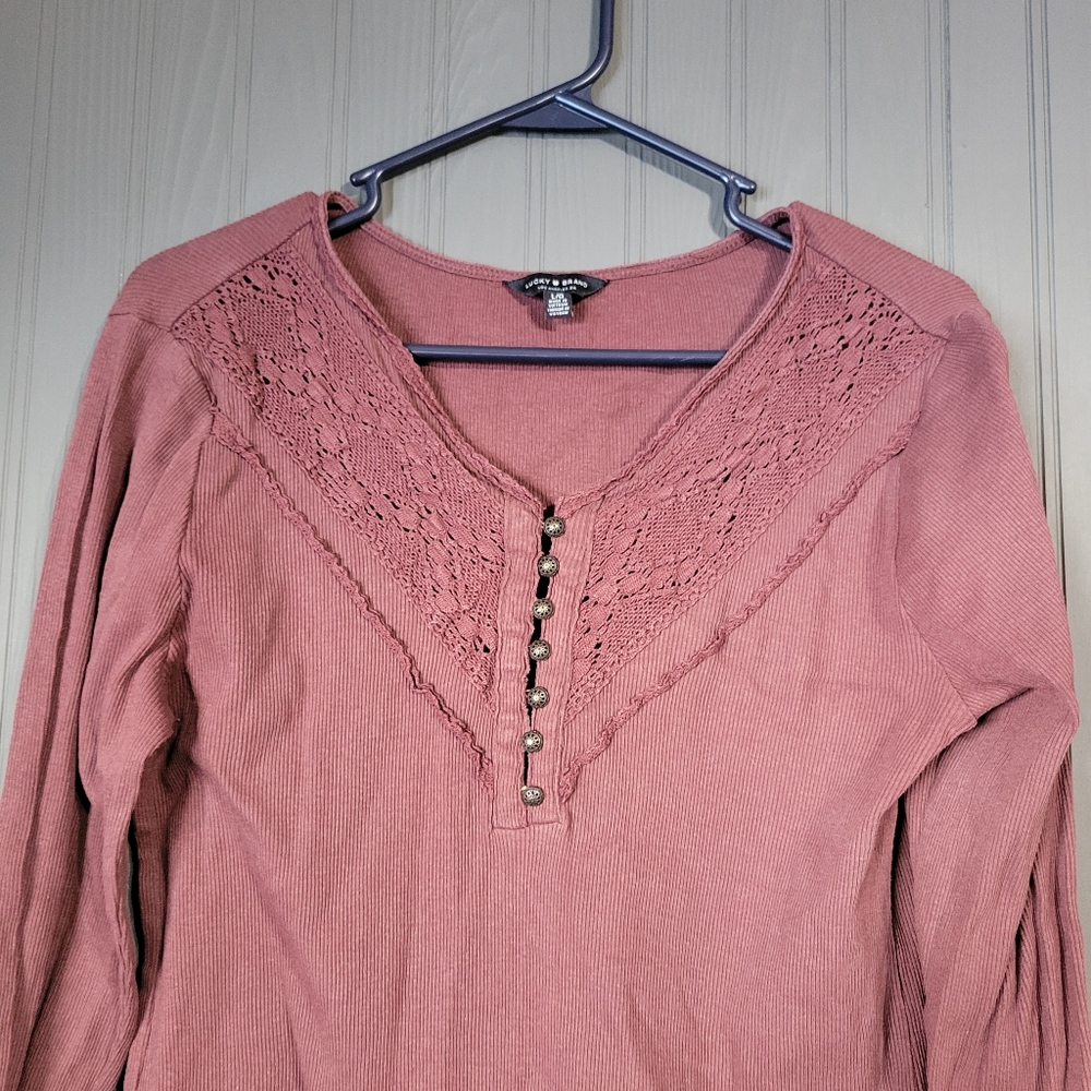 Lucky Brand Long Sleeve Henley Shirt Lace Detail Ribbed Y2K Style Red Women's LG - Picture 3 of 7